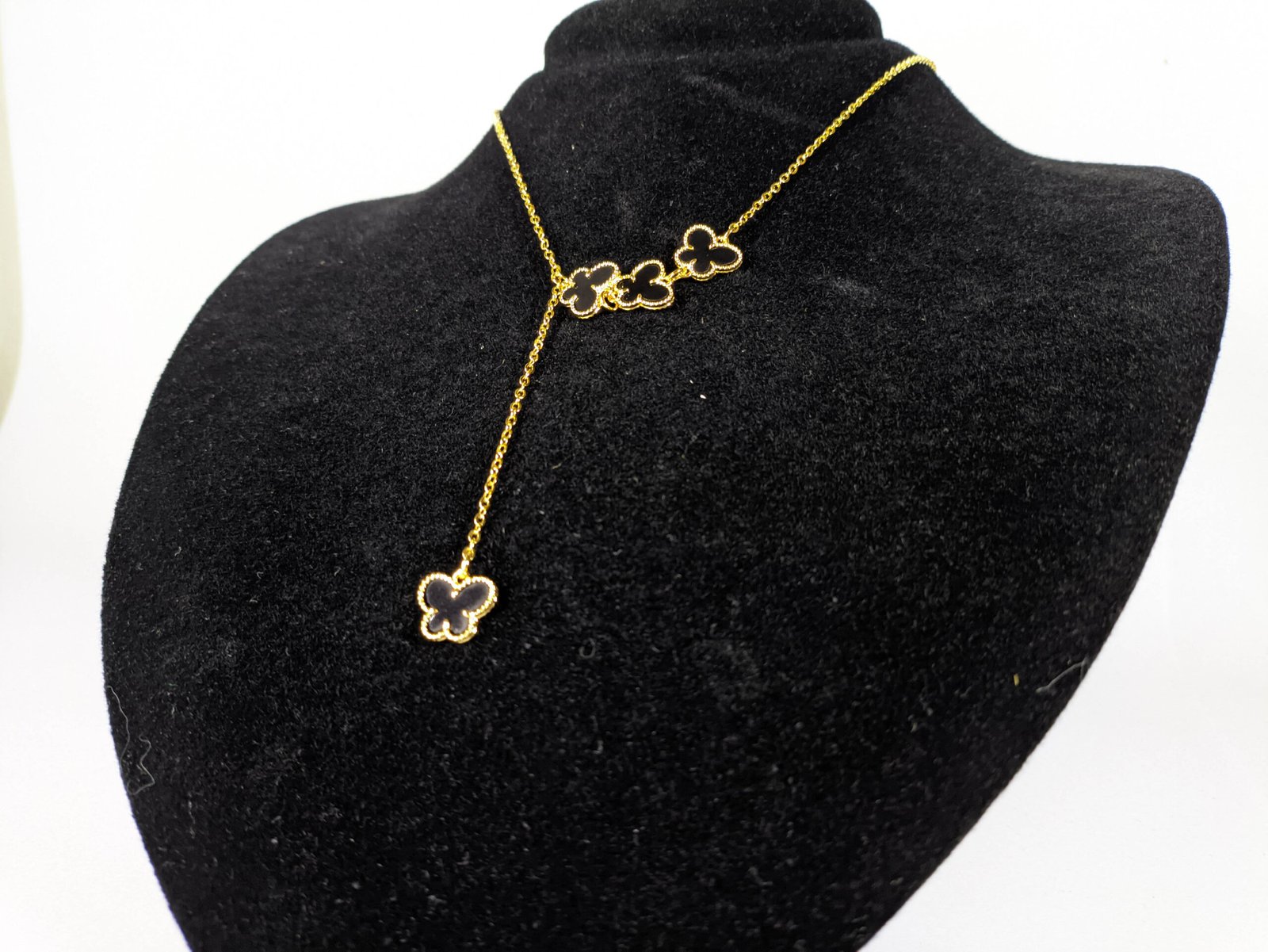Colar 4 Borboletas Preto